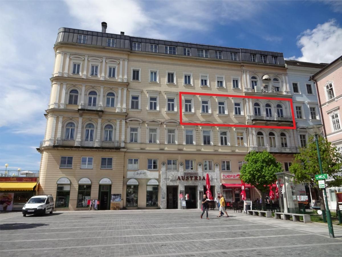 Apartment Am Traunsee Gmunden Bagian luar foto