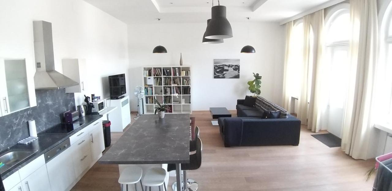 Apartment Am Traunsee Gmunden Bagian luar foto