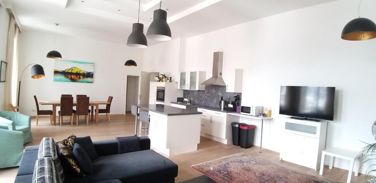 Apartment Am Traunsee Gmunden Bagian luar foto